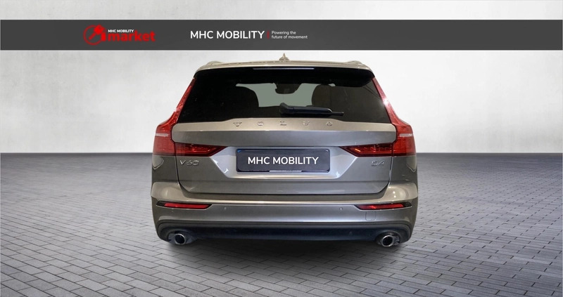 Volvo V60 cena 109900 przebieg: 121660, rok produkcji 2019 z Brzozów małe 37